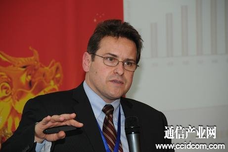 IBMϵy(tng)cƼȫC(j)N۸Paulo Carvaoڴ(hu)}v 